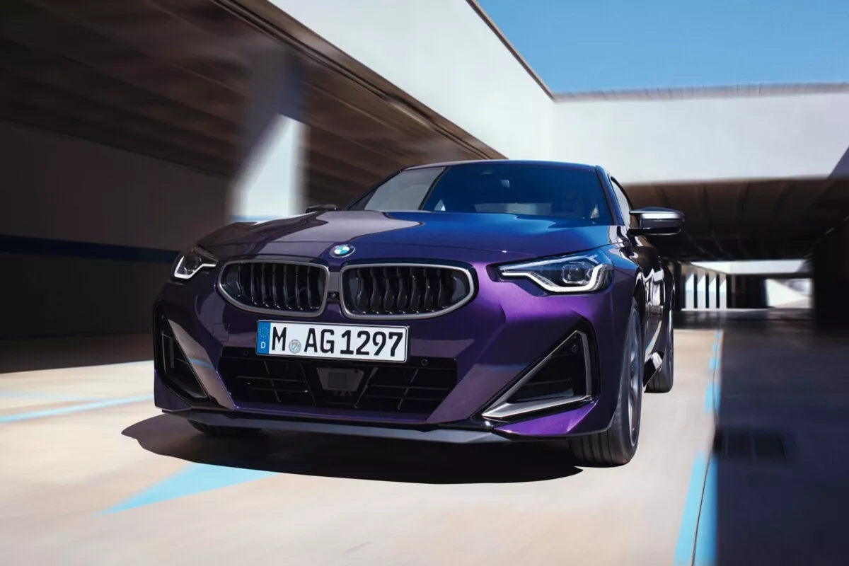 BMW M240i xDrive M Performance Frontansicht 